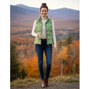 Gap Quilted Down Puffer Vest Women's Sz M Green Winter Washable Full Zip Pockets